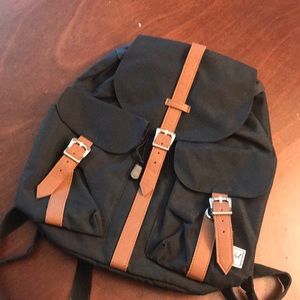 Herschel women’s backpack